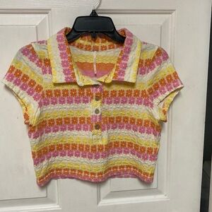 Free people babe town crop top polo style floral top